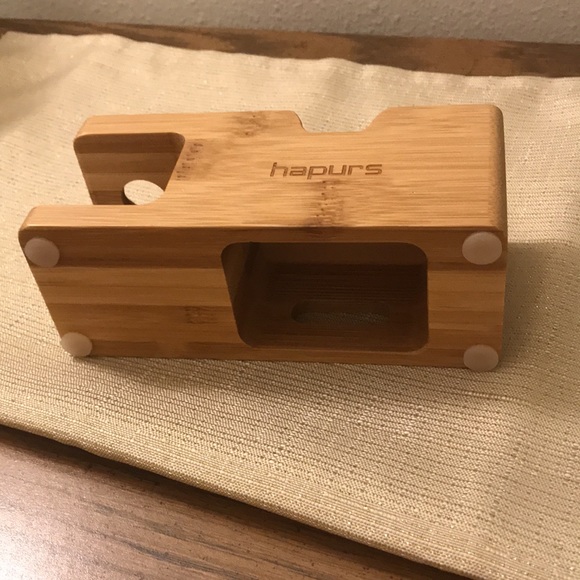 Apple Watch & Phone Charging Stand - Picture 3 of 4